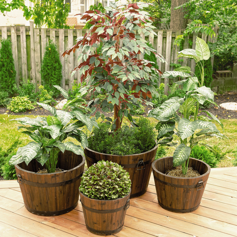 Leisure Season Barrel Style Planters 4 - Piece Wood Barrel Planter Set